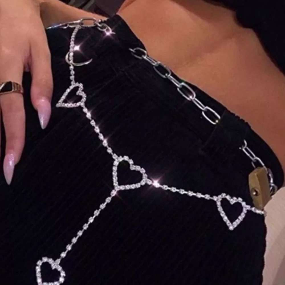 💎 Rhinestone Heart Waist Belt 💎